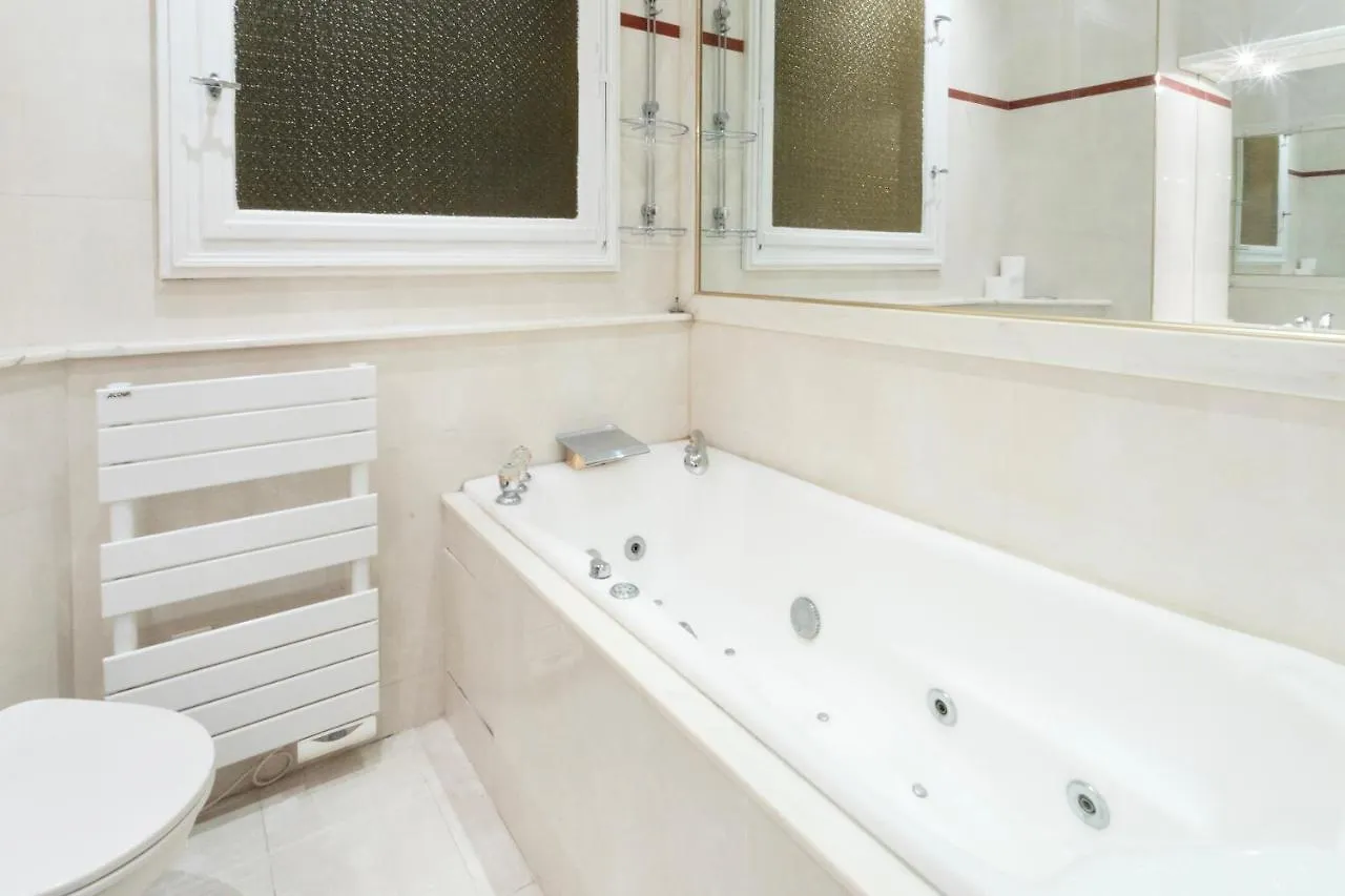 Cosy Flat 160 M2 Close To Eiffel Tower Paris Apartment