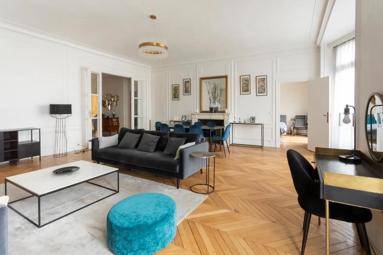 Cosy Flat 160 M2 Close To Eiffel Tower Paris Apartment